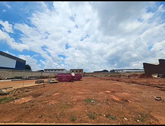 3,000M² WAREHOUSE TO LET IN ISANDO